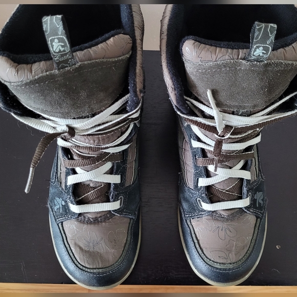 **Very Rare** Women's Cushe Diva boots size 9 - run small - Picture 7 of 8